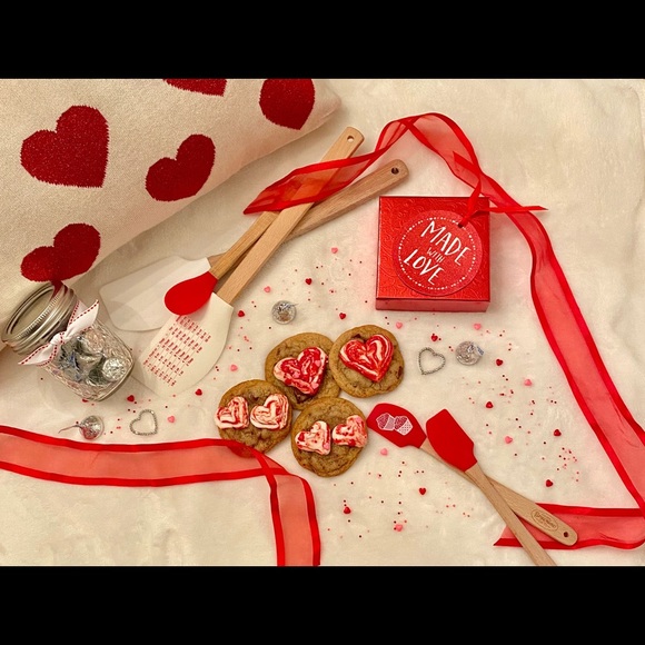 Other - ♡︎Bailey’s Bakery♡︎ Shipping available📦💕